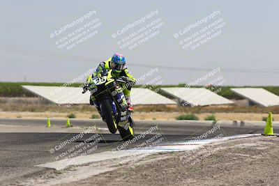 media/Aug-03-2025-TrackDaz (Sun) [[bf4a71acf9]]/A Group/12pm (Wheelie Bump)/